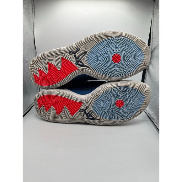 Nike Kyrie 6 “USA” used size 13 men’s - Picture 5 of 6